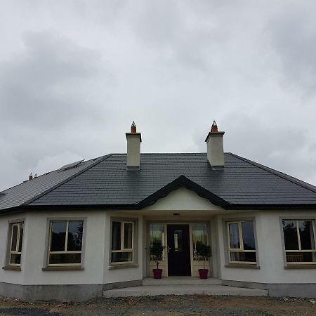 Winter Heights Hotel Aughnagroagh Bridge ภายนอก รูปภาพ