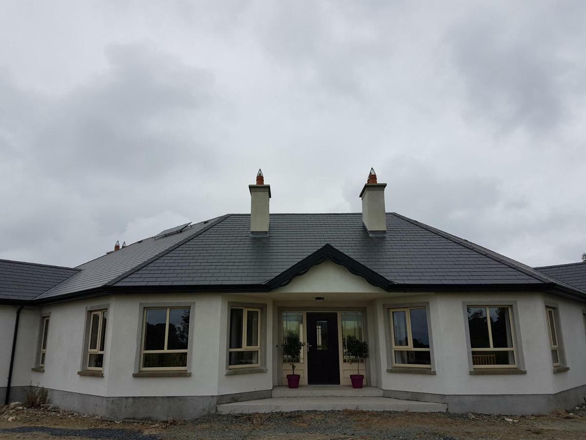 Winter Heights Hotel Aughnagroagh Bridge ภายนอก รูปภาพ