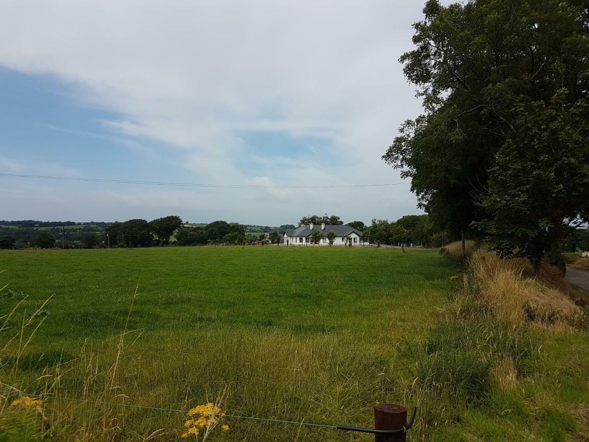 Winter Heights Hotel Aughnagroagh Bridge ภายนอก รูปภาพ